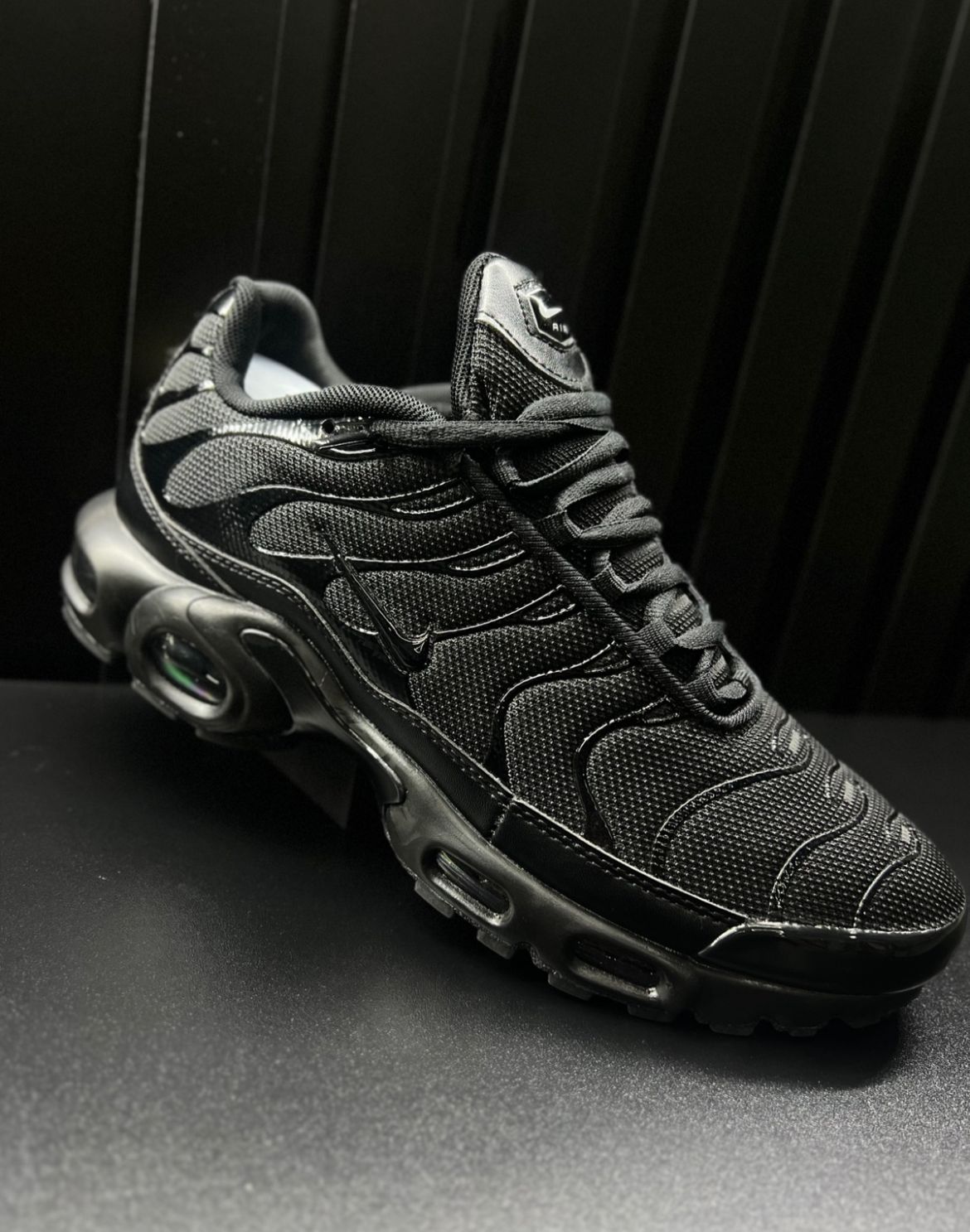 Nike Air Max Plus "Triple Black"